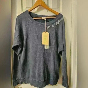 NWT I.S.M.B.S SWEATSHIRT